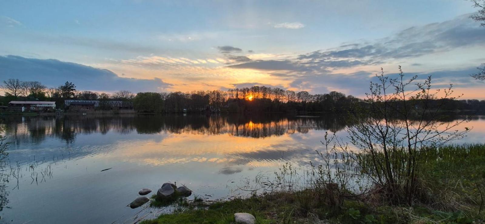 Domek Nad Jeziorem Bystrzyna Swidwin Luaran gambar